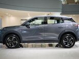 Lynk & Co 06-10