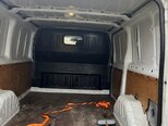 Ford Transit-6