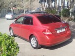 Nissan Tiida-10