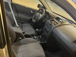 Renault Megane-6