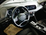 Hyundai Sonata-12