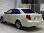 Daewoo Gentra-12