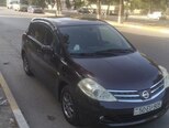 Nissan Tiida-6