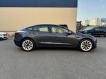 Tesla Model 3-4