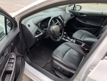 Chevrolet Cruze-12