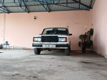 LADA (VAZ) 2107-1