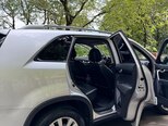 Kia Sorento-4