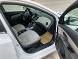 Chevrolet Cruze-11
