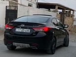 Hyundai Elantra-2
