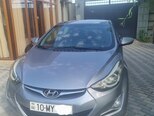 Hyundai Elantra-1