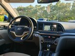 Hyundai Elantra-3