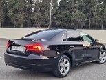 Volkswagen Passat-13