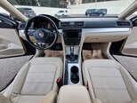 Volkswagen Passat-15