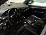 Porsche Cayenne-10