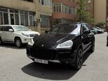 Porsche Cayenne-7