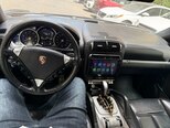 Porsche Cayenne-9