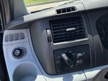Ford Transit-9