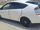 Toyota Prius-4