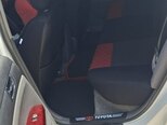 Toyota Prius-8