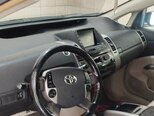 Toyota Prius-10