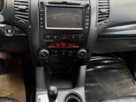 Kia Sorento-13