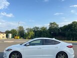 Hyundai Elantra-7