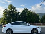 Hyundai Elantra-5