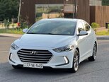 Hyundai Elantra-1