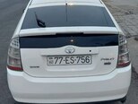 Toyota Prius-2