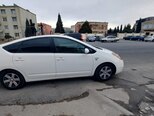 Toyota Prius-4