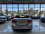 Hyundai Elantra-8
