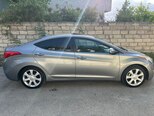 Hyundai Elantra-5