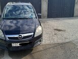 Opel Zafira-6