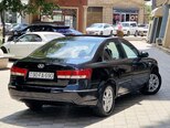Hyundai Sonata-4