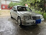 Mercedes C 220 d-4