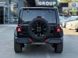 Jeep Wrangler-3