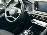 Hyundai Sonata-11