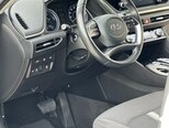 Hyundai Sonata-12