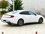 Hyundai Sonata-9