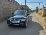 Volkswagen Touareg-3