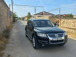 Volkswagen Touareg-2