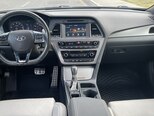 Hyundai Sonata-10
