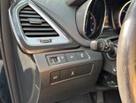 Hyundai Grand Santa Fe-9