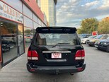Toyota Land Cruiser-11