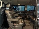 Mercedes V 220-12