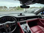 Porsche Panamera 4S-6