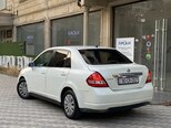 Nissan Tiida-7