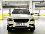 Volkswagen Touareg-1