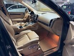 Porsche Cayenne-15
