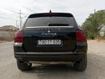 Porsche Cayenne-13